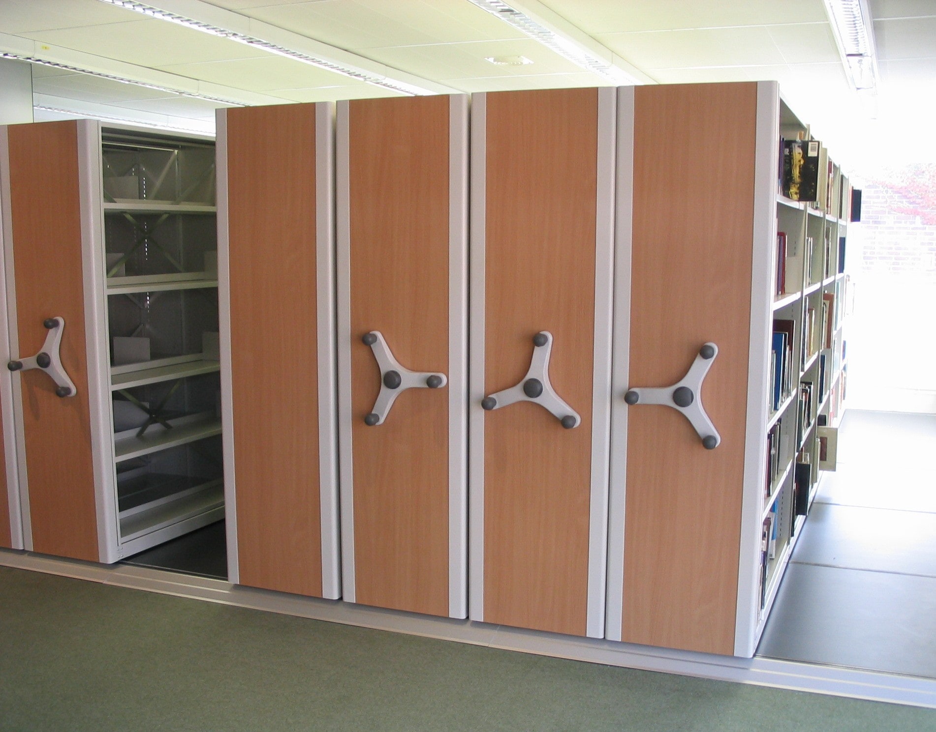 Efficient Archive Shelving Solutions – Rapid Racking