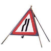 Folding Traffic Signs for Road Safety and Construction